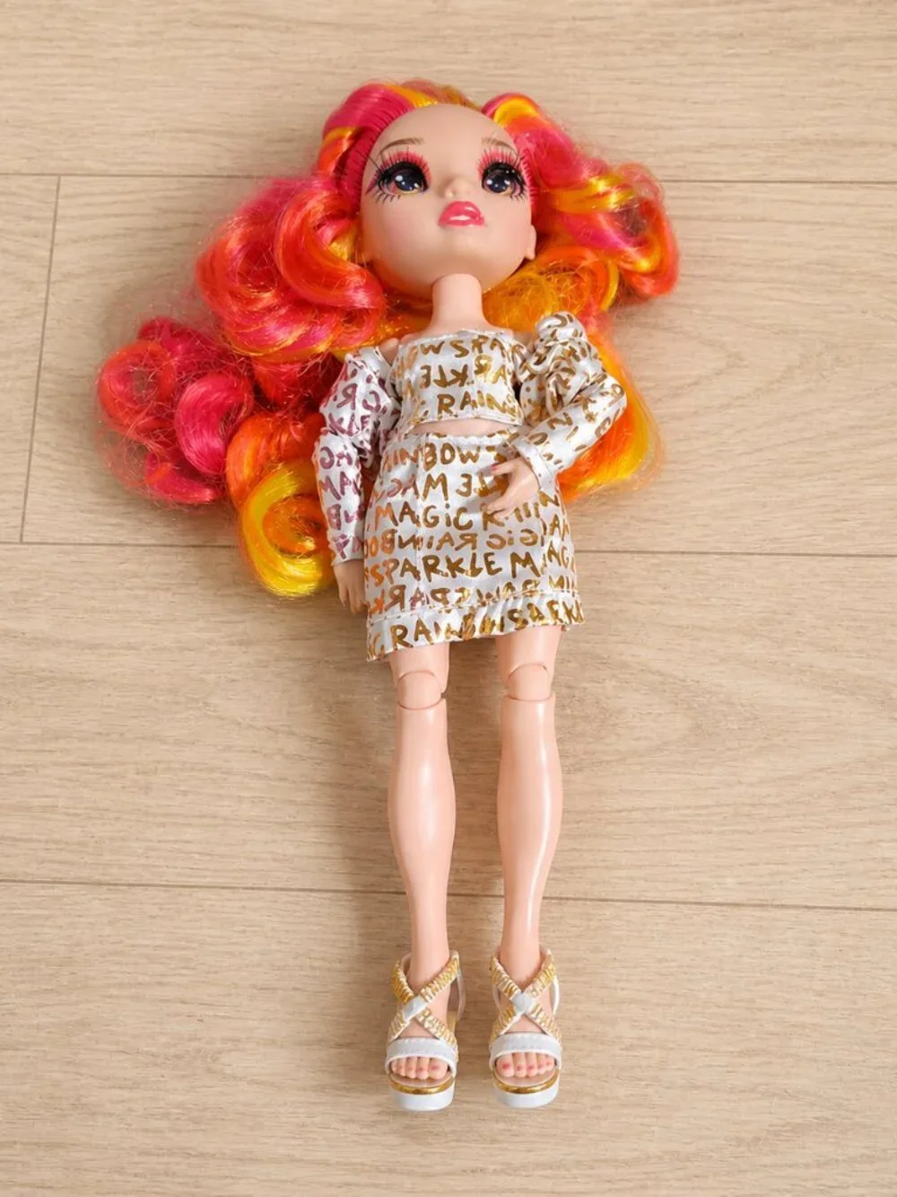 Rainbow High LAUREL DEVIOUS Doll with Red and Yellow Hair New